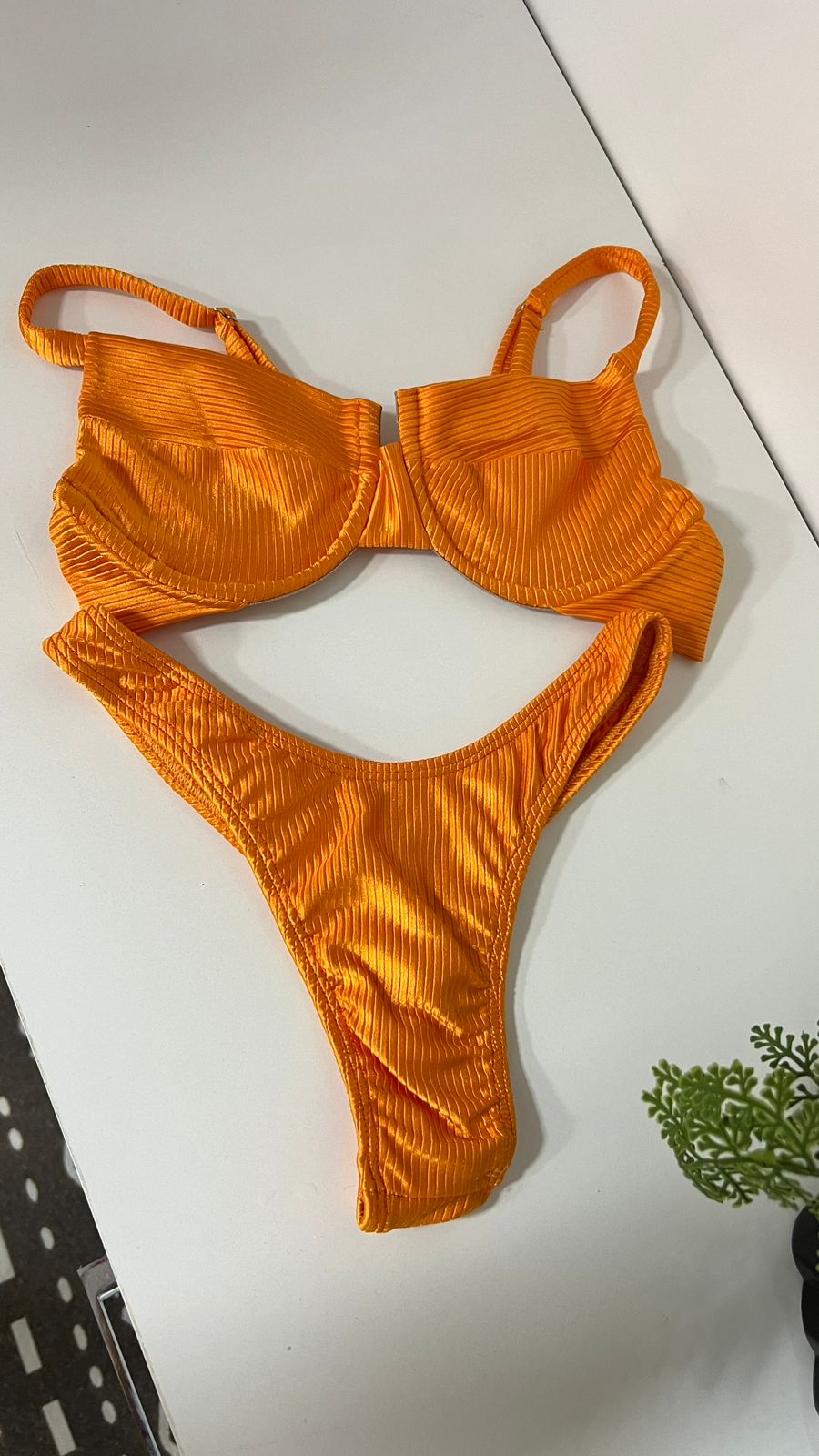 Biquíni Asa Delta Canelado