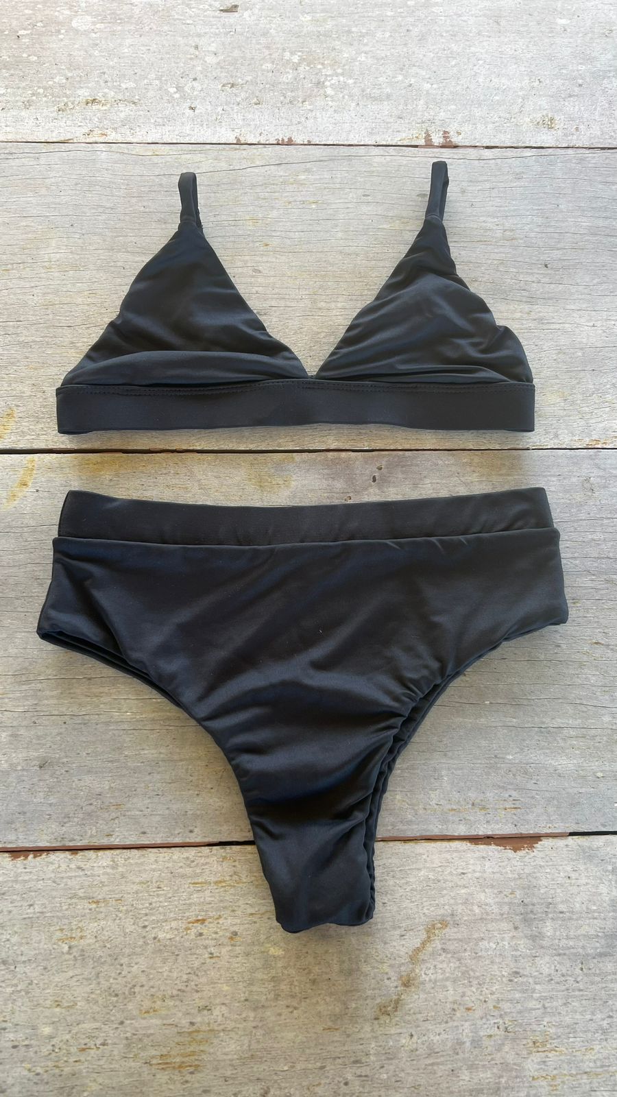 Biquíni Top Fixo Hot Pant