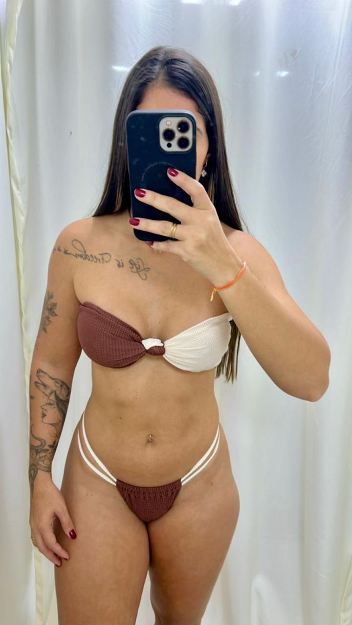 Biquíni Nó